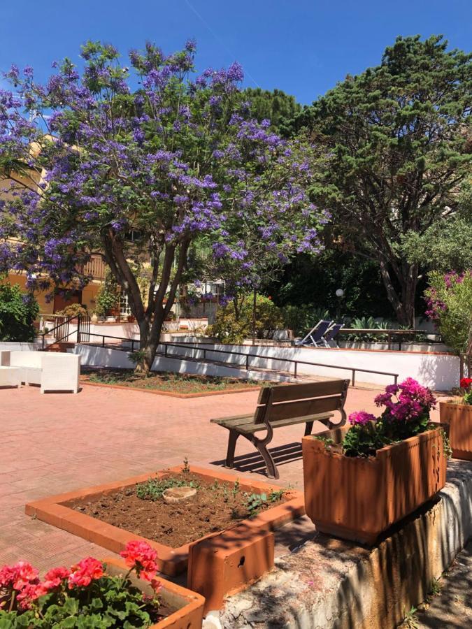 Great Sicily Hotel Мондело Екстериор снимка